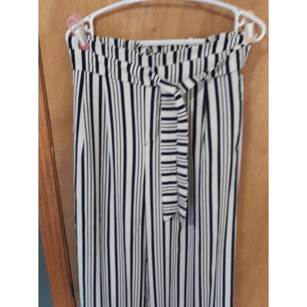 Philosophy-Republic  Size M Womans Capris-Front Black/White Tie Wide Leg - Picture 3 of 9